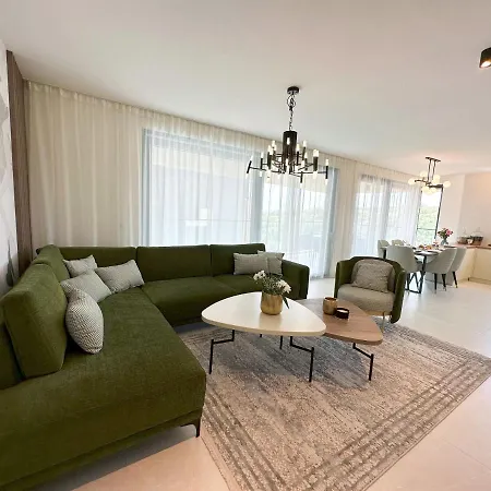 Luxury Emerald Apartman *